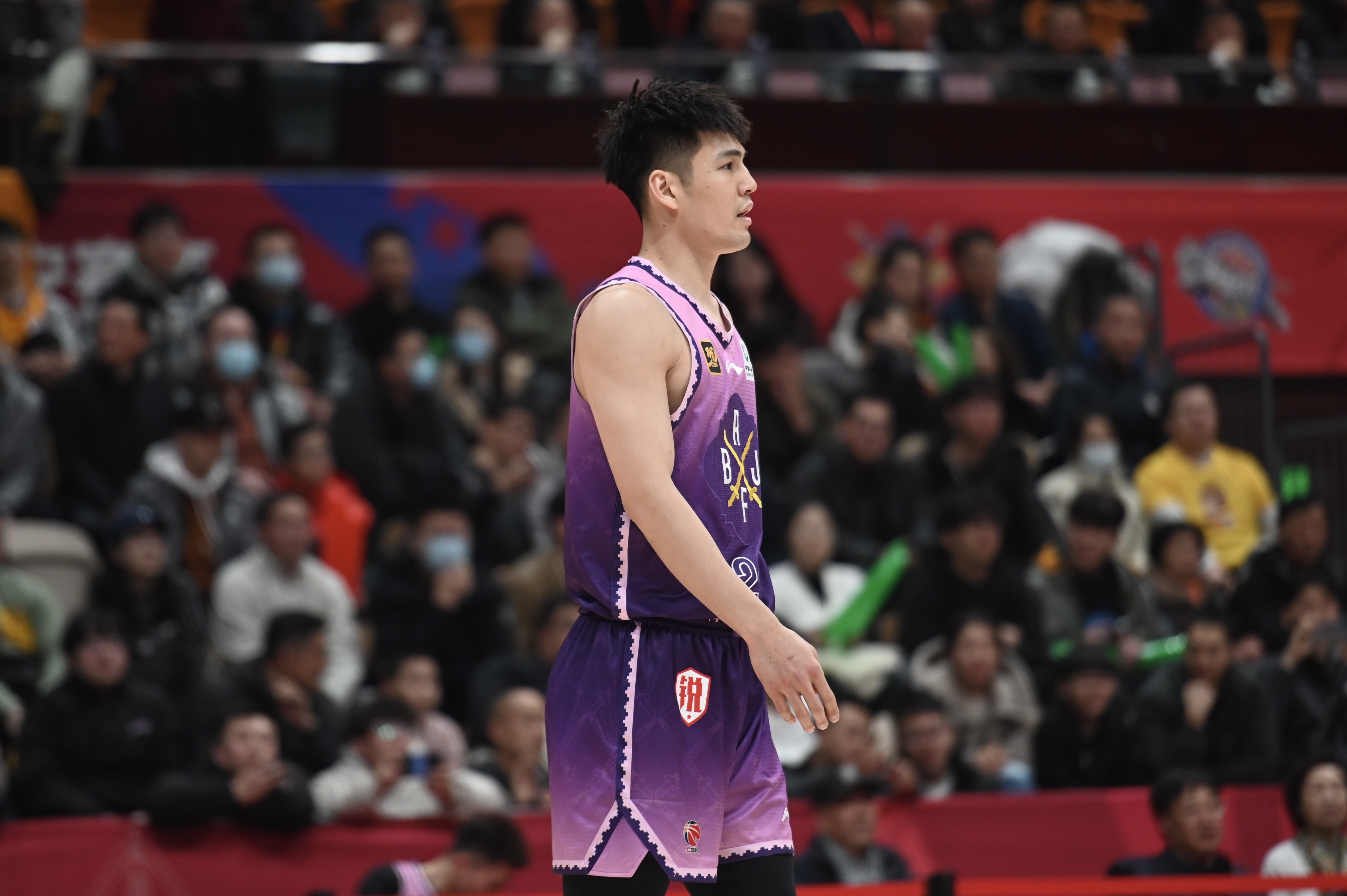  表現(xiàn)可以！陳國(guó)豪8中5拿到13分3板1斷